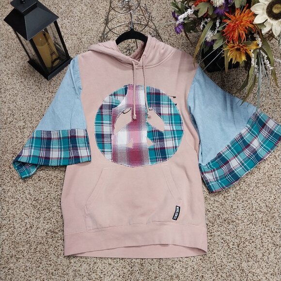 Handmade Tops - 3652 Size Medium Upcycled World Wide Hoodie Sweatshirt.